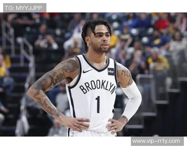 拉塞尔训练态度不佳防守懒散引发队友不满情绪升级