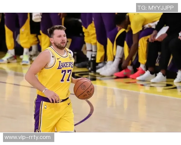 艾弗森称赞东契奇为真正杀手期待与其同场竞技带来麻烦